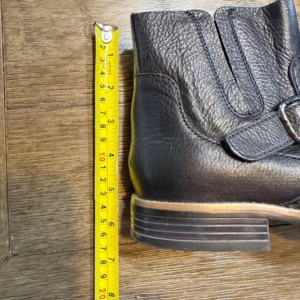 Clarks Collection Black Leather Moto Ankle Boots Ultimate Comfort Buckle Zip 8‎